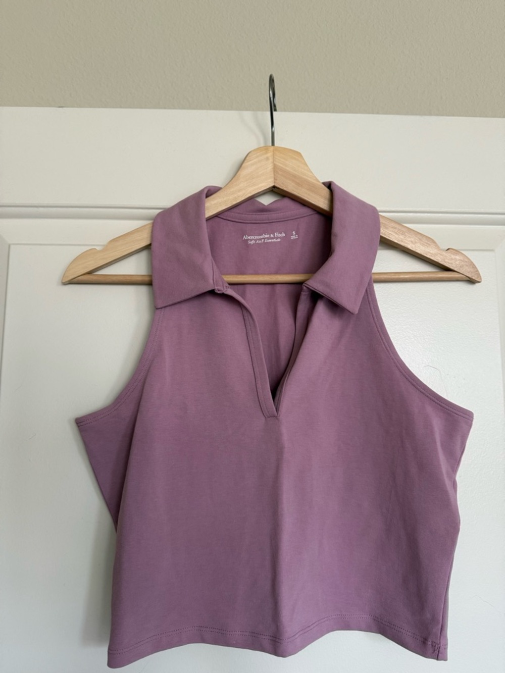 NWOT Abercrombie & Fitch Dusty Mauve Sleeveless Polo Tank